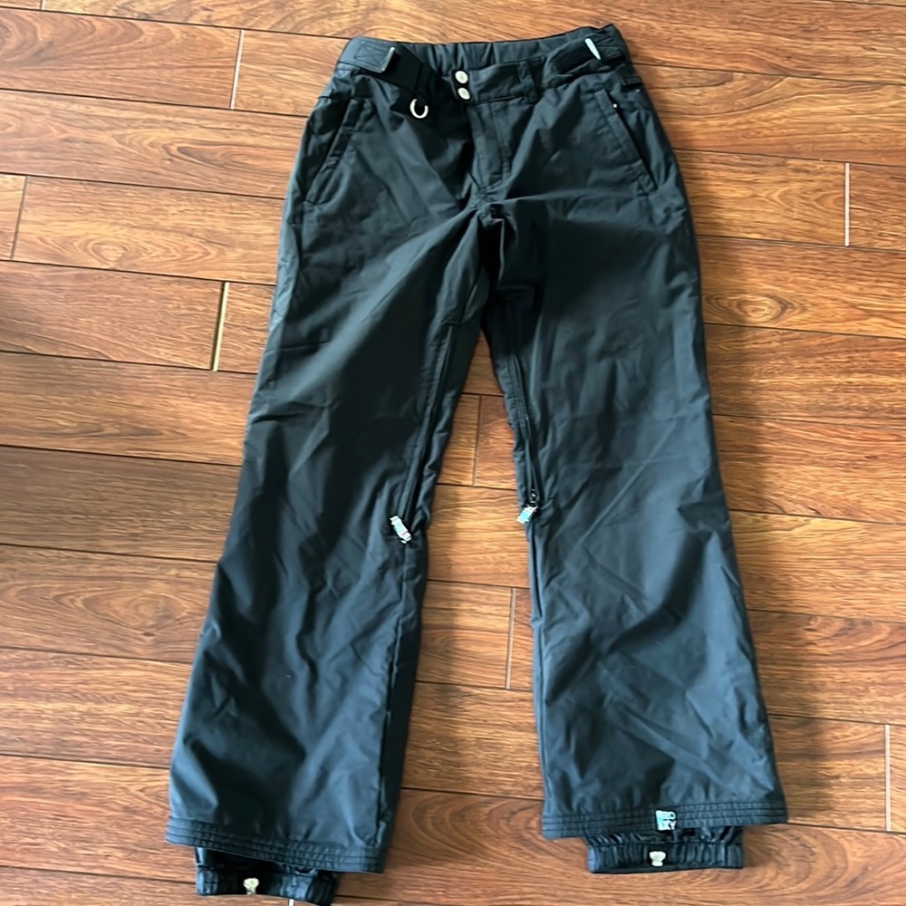 Roxy black snowboarding pants. Medium EUC